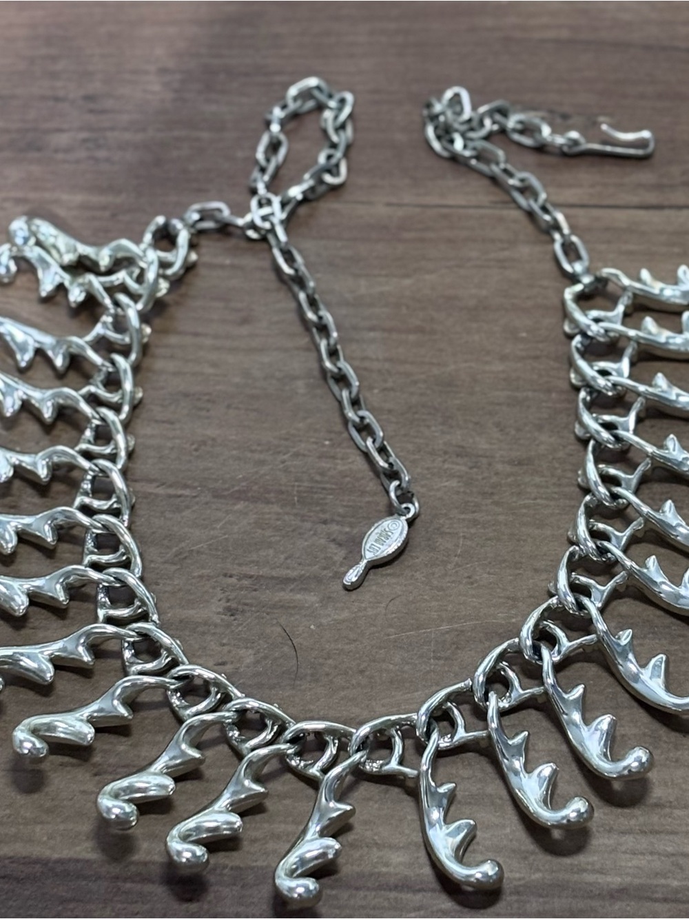 Vintage Sarah Coventry silver tone fringe collar necklace